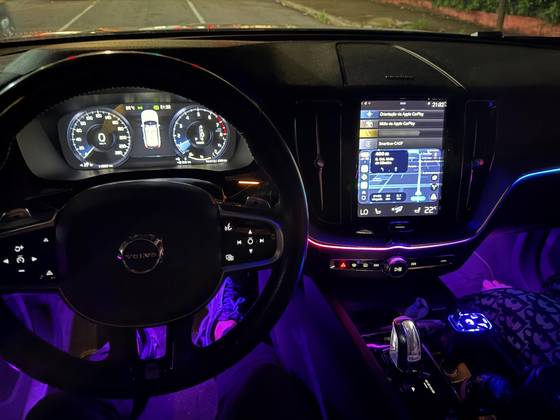 VOLVO XC60 2.0 T8 HYBRID R-DESIGN AWD GEARTRONIC